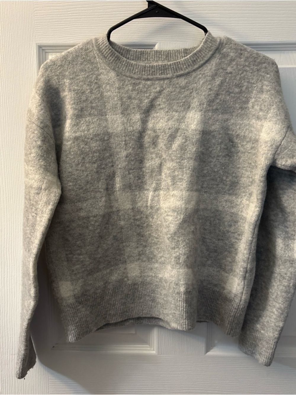 Banana Republic Light Heather Gray Crewneck Sweater
